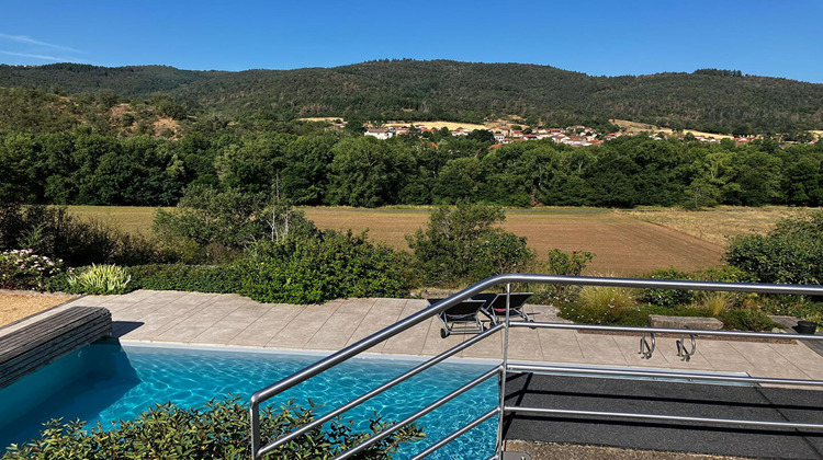 Ma-Cabane - Vente Maison MAZEYRAT-D'ALLIER, 231 m²