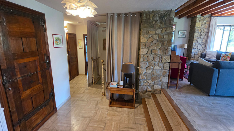 Ma-Cabane - Vente Maison MAZEYRAT-D'ALLIER, 231 m²