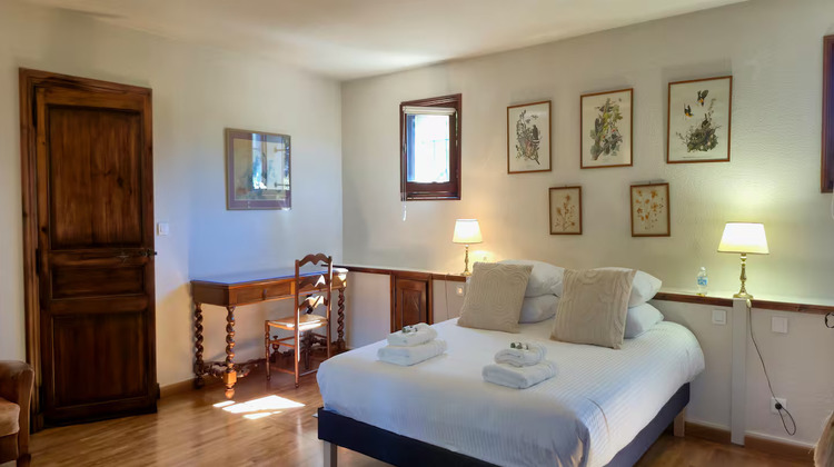 Ma-Cabane - Vente Maison MAZEYRAT-D'ALLIER, 231 m²