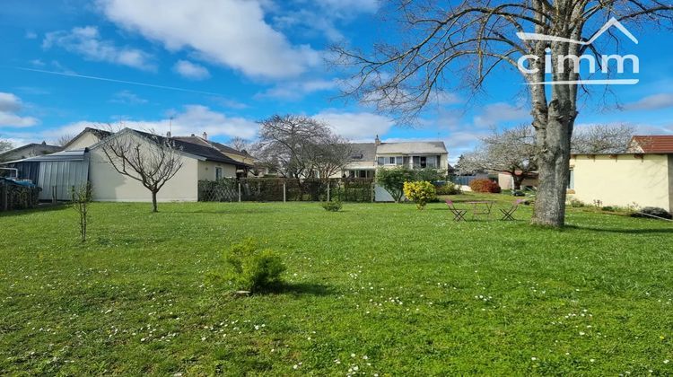 Ma-Cabane - Vente Maison Mehun-sur-Yèvre, 83 m²