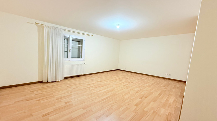 Ma-Cabane - Vente Maison MEHUN-SUR-YEVRE, 122 m²