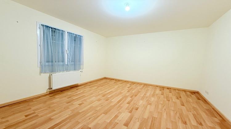 Ma-Cabane - Vente Maison MEHUN-SUR-YEVRE, 122 m²