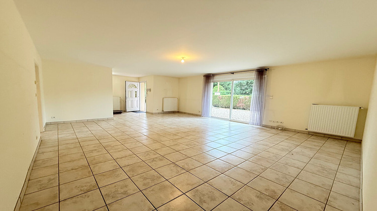 Ma-Cabane - Vente Maison MEHUN-SUR-YEVRE, 122 m²