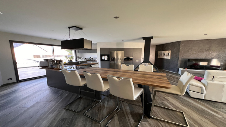 Ma-Cabane - Vente Maison MEHUN-SUR-YEVRE, 167 m²