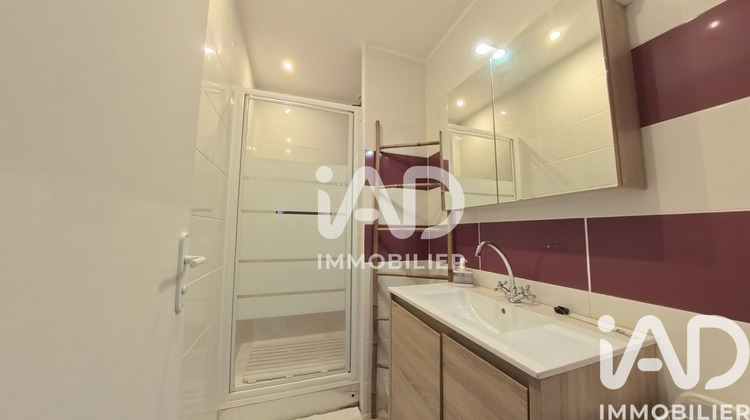 Ma-Cabane - Vente Maison Mehun-sur-Yèvre, 215 m²