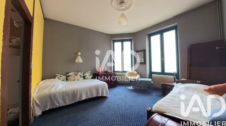 Ma-Cabane - Vente Maison Mehun-sur-Yèvre, 215 m²