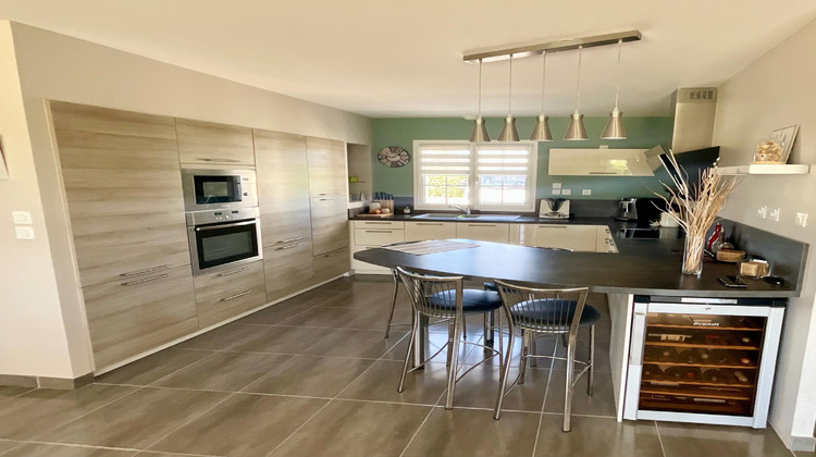 Ma-Cabane - Vente Maison Mehun-sur-Yevre, 149 m²