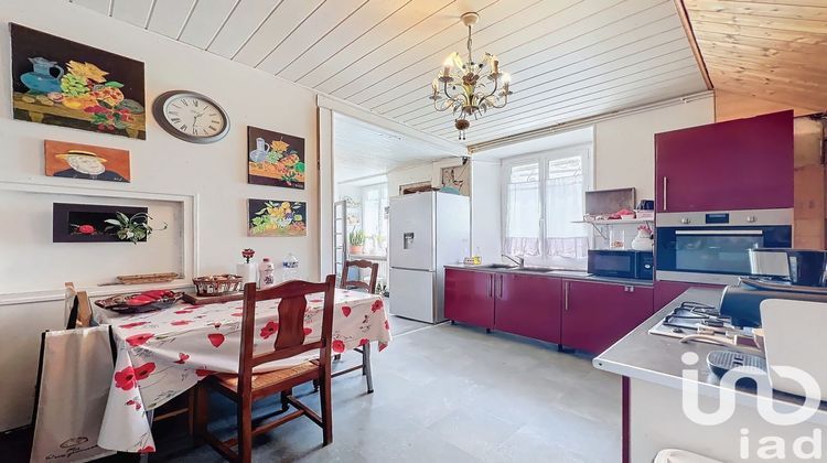 Ma-Cabane - Vente Maison Meilhards, 180 m²