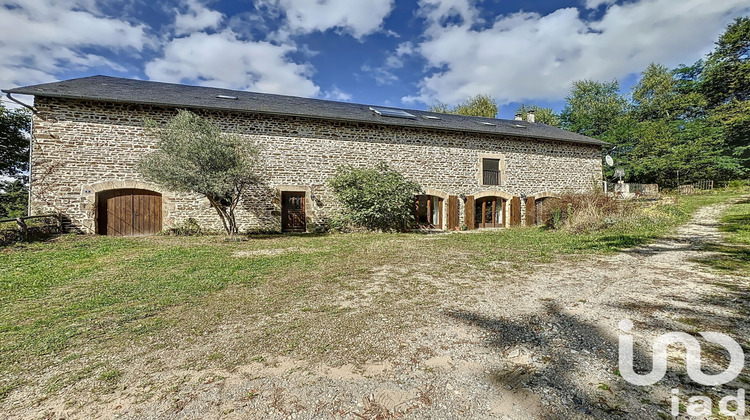 Ma-Cabane - Vente Maison Meilhards, 438 m²