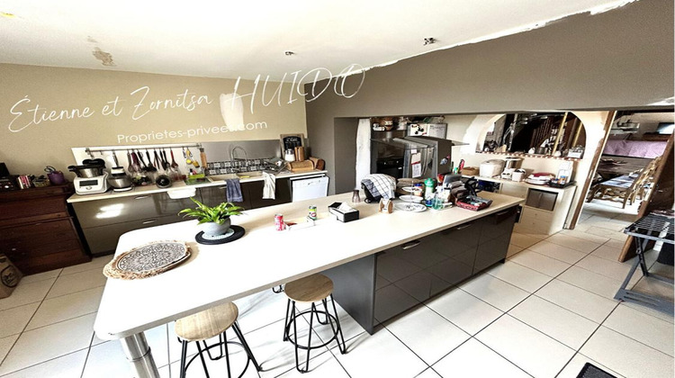 Ma-Cabane - Vente Maison MENETREOLS SOUS VATAN, 200 m²