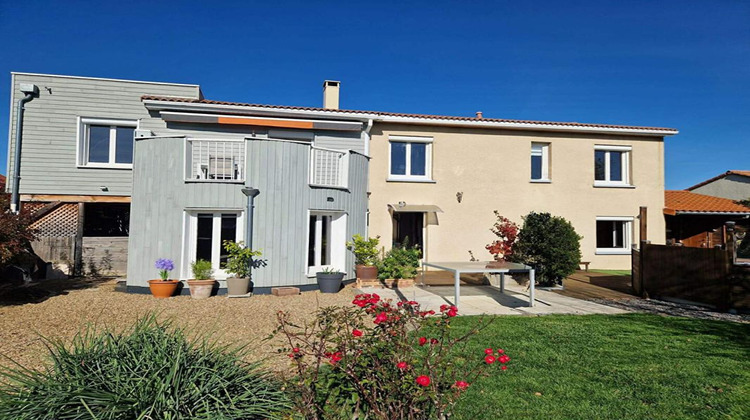 Ma-Cabane - Vente Maison MENETROL, 176 m²
