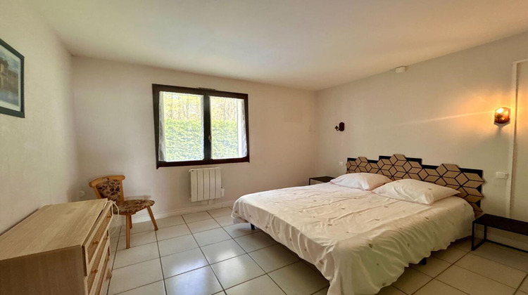 Ma-Cabane - Vente Maison MENSIGNAC, 181 m²