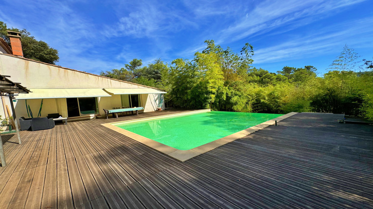 Ma-Cabane - Vente Maison Méounes-lès-Montrieux, 160 m²