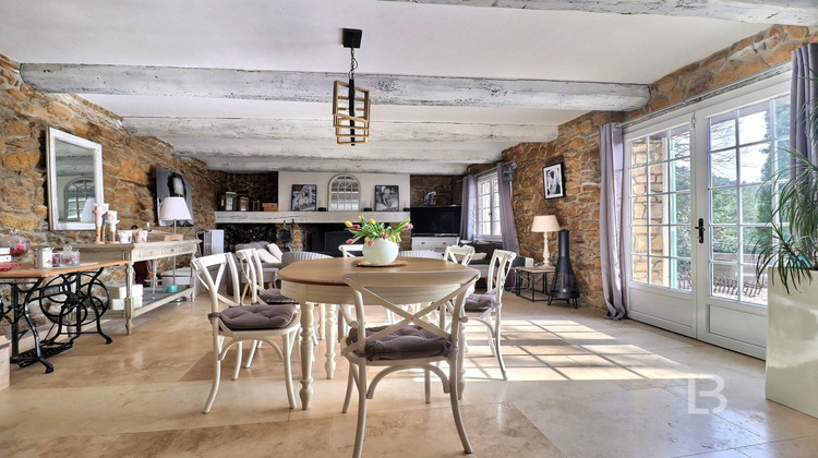 Ma-Cabane - Vente Maison Méounes-lès-Montrieux, 390 m²