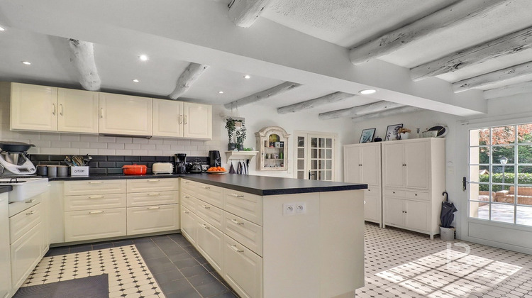 Ma-Cabane - Vente Maison Méounes-lès-Montrieux, 390 m²