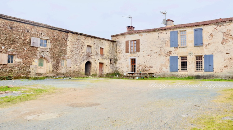 Ma-Cabane - Vente Maison MERVENT, 245 m²