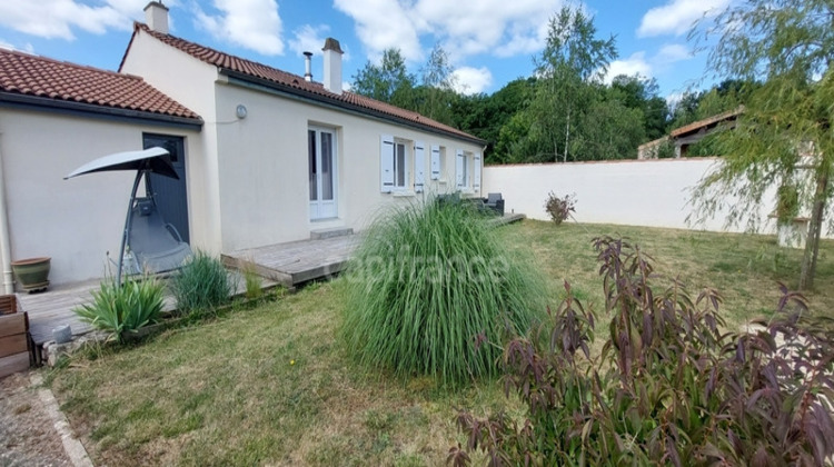 Ma-Cabane - Vente Maison MERVENT, 85 m²