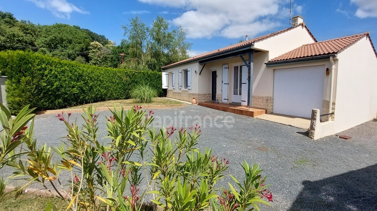 Ma-Cabane - Vente Maison MERVENT, 85 m²