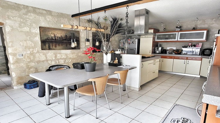 Ma-Cabane - Vente Maison MERY-SUR-OISE, 277 m²