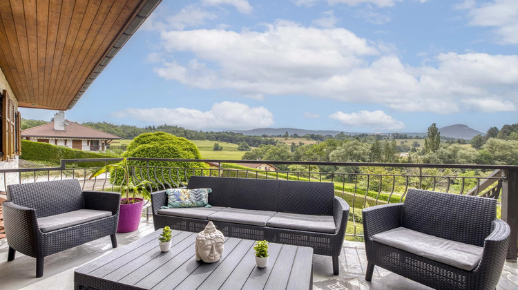 Ma-Cabane - Vente Maison Mésigny, 235 m²