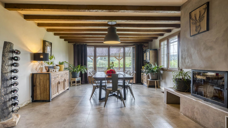 Ma-Cabane - Vente Maison Mésigny, 235 m²