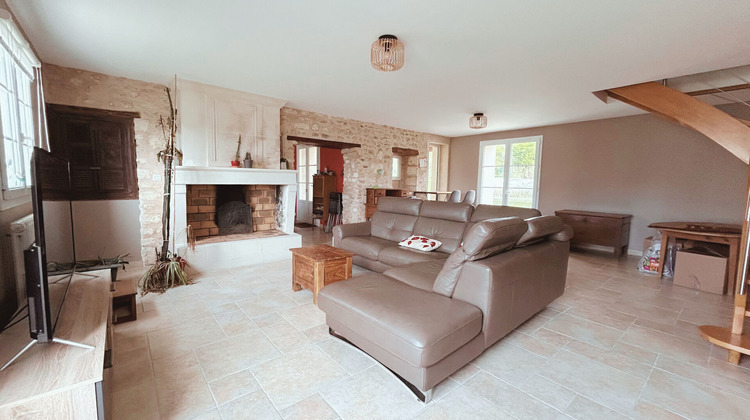 Ma-Cabane - Vente Maison MEURSAC, 211 m²