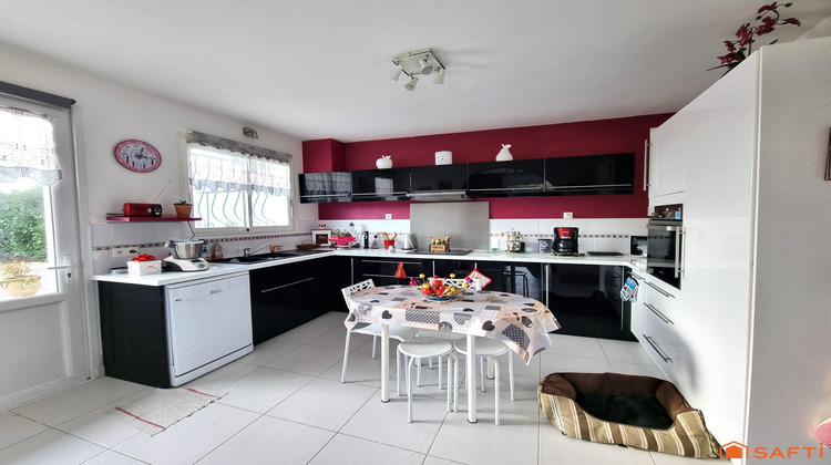 Ma-Cabane - Vente Maison Meursac, 218 m²