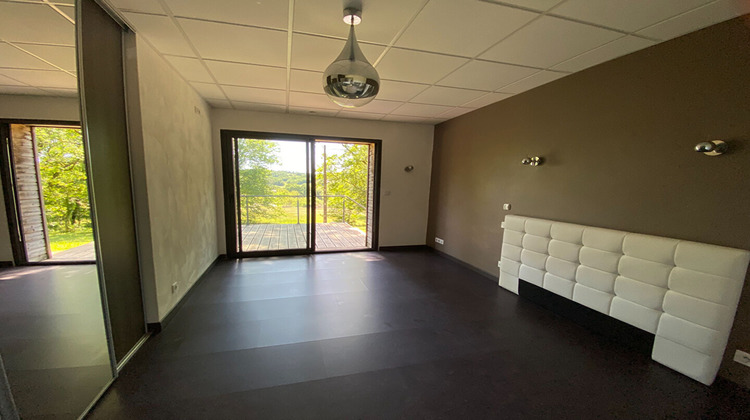 Ma-Cabane - Vente Maison MEYRALS, 172 m²