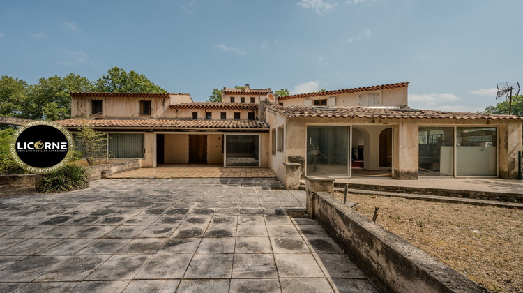 Ma-Cabane - Vente Maison Meyrargues, 523 m²