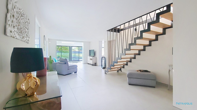 Ma-Cabane - Vente Maison Meyrieu-les-Étangs, 186 m²