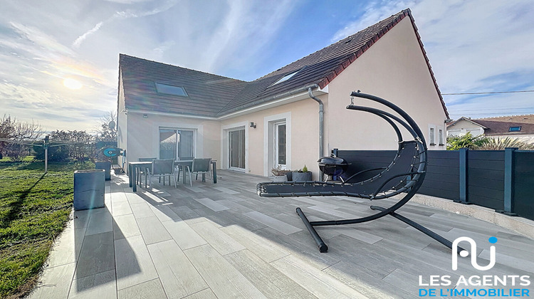 Ma-Cabane - Vente Maison MEZIERES-LEZ-CLERY, 170 m²