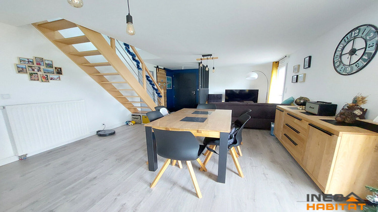 Ma-Cabane - Vente Maison MEZIERES-SUR-COUESNON, 100 m²