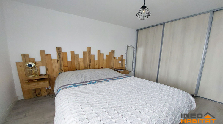 Ma-Cabane - Vente Maison MEZIERES-SUR-COUESNON, 100 m²