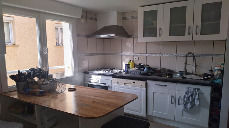 Ma-Cabane - Vente Maison MEZIERES-SUR-SEINE, 80 m²