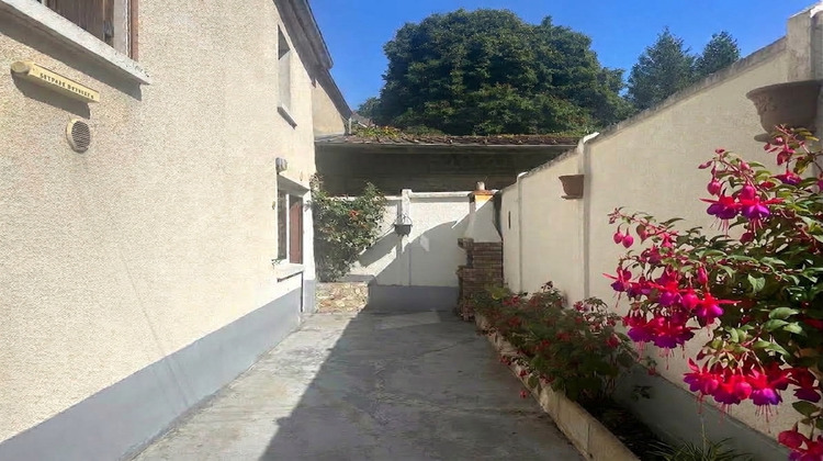 Ma-Cabane - Vente Maison MEZIERES-SUR-SEINE, 133 m²