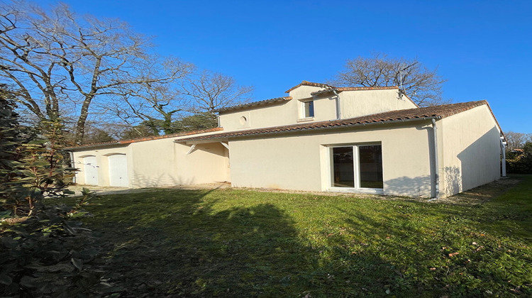 Ma-Cabane - Vente Maison MIGNALOUX-BEAUVOIR, 145 m²