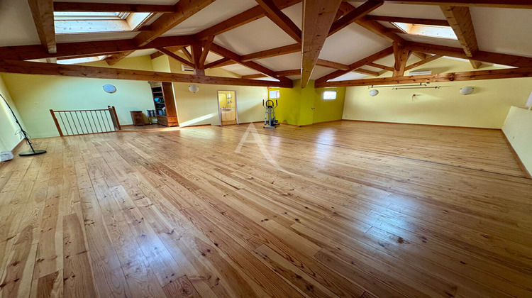 Ma-Cabane - Vente Maison MILHAUD, 330 m²