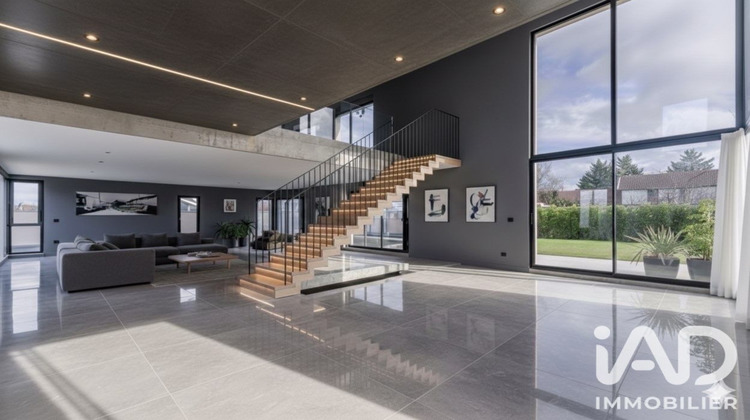 Ma-Cabane - Vente Maison Mions, 330 m²