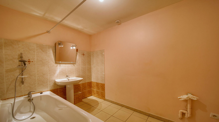 Ma-Cabane - Vente Maison MIRIBEL-LES-ECHELLES, 75 m²