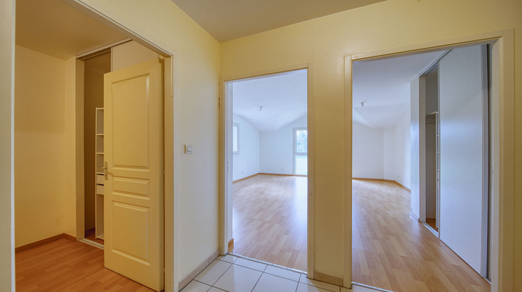 Ma-Cabane - Vente Maison MIRIBEL-LES-ECHELLES, 75 m²