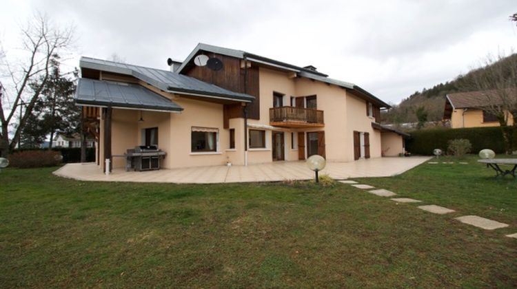 Ma-Cabane - Vente Maison MOIRANS-EN-MONTAGNE, 370 m²