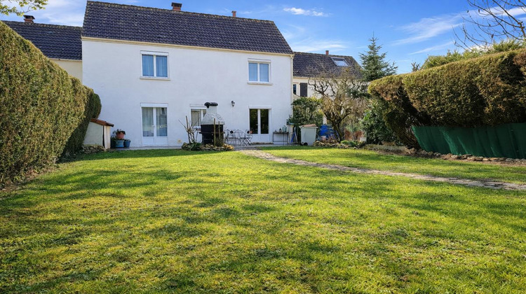Ma-Cabane - Vente Maison MOISSY CRAMAYEL, 105 m²