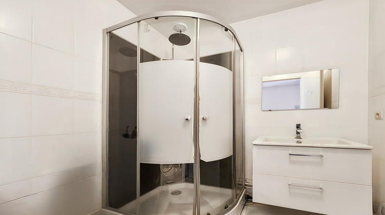 Ma-Cabane - Vente Maison MOISSY-CRAMAYEL, 50 m²