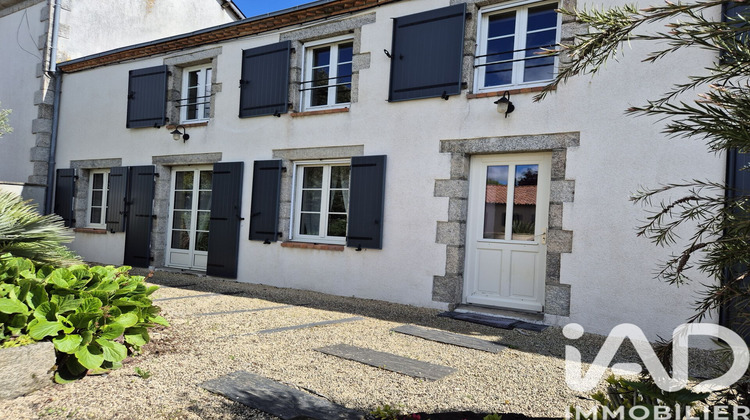 Ma-Cabane - Vente Maison Moncoutant, 186 m²