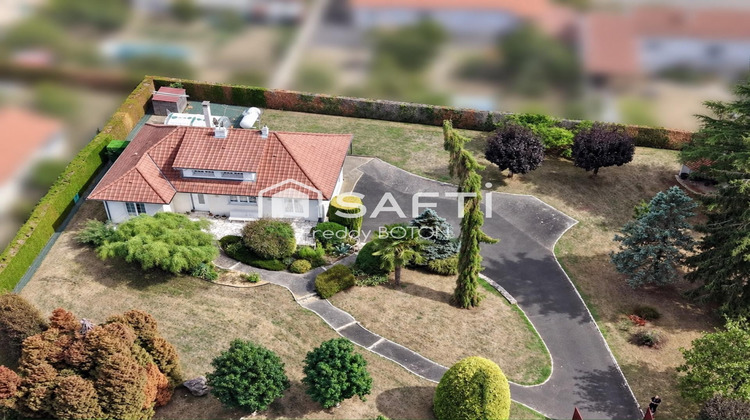 Ma-Cabane - Vente Maison Moncoutant, 136 m²