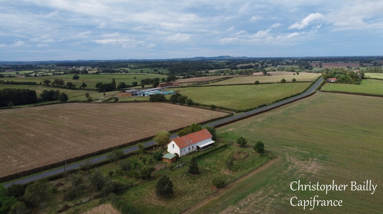 Ma-Cabane - Vente Maison MONETAY SUR LOIRE, 114 m²