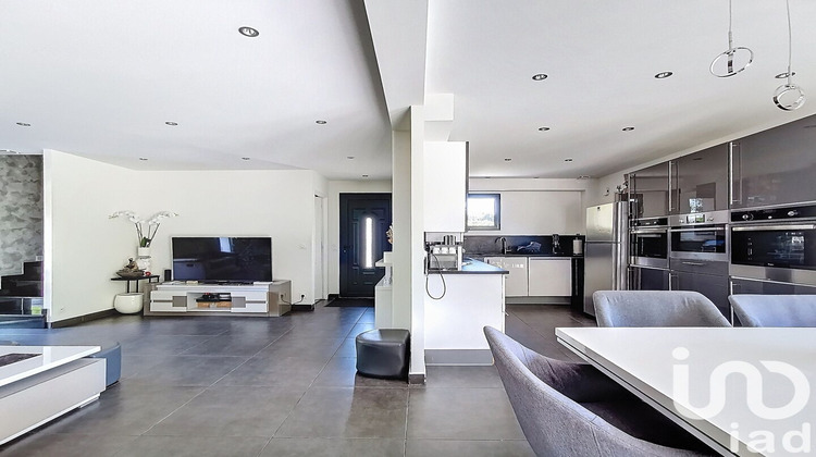 Ma-Cabane - Vente Maison Monnetier-Mornex, 135 m²