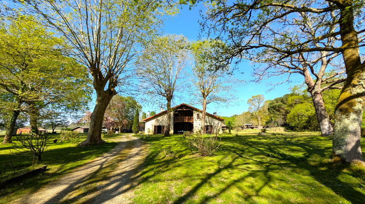 Ma-Cabane - Vente Maison MONT-DE-MARSAN, 245 m²