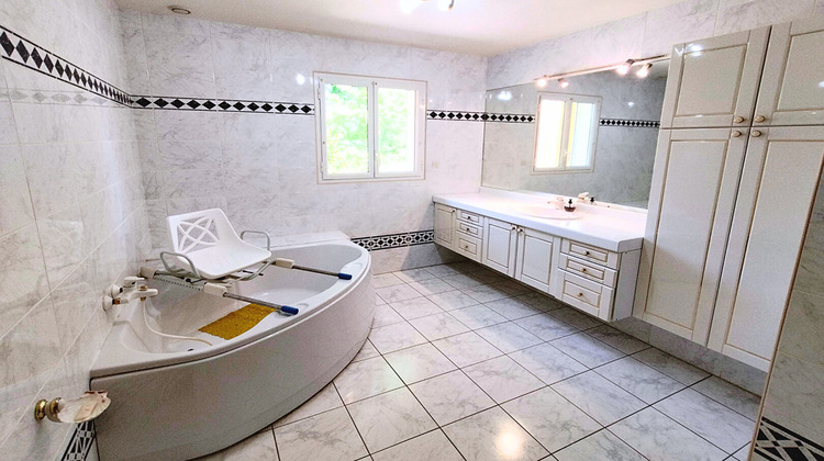 Ma-Cabane - Vente Maison MONT-DE-MARSAN, 234 m²