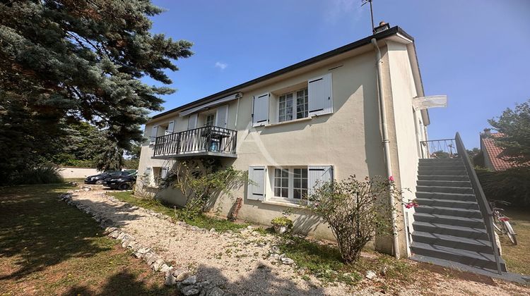 Ma-Cabane - Vente Maison MONT-PRES-CHAMBORD, 138 m²